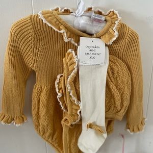 Cupcakes & Cashmere Knit Set Size 3/6 Mos
